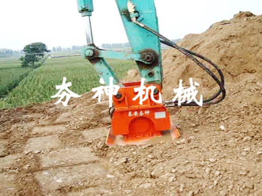 VC-S系列液壓振動夯實機施工案例